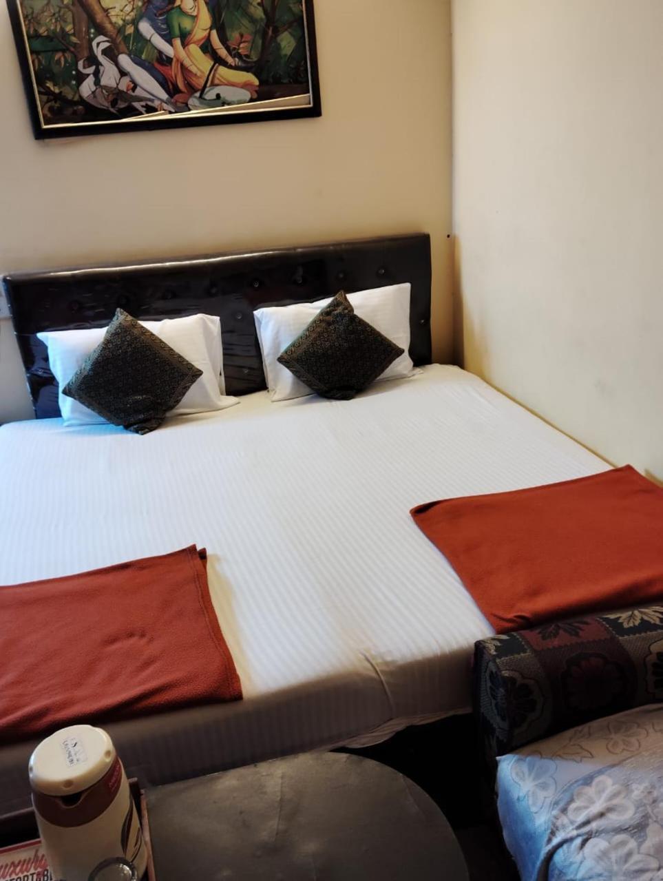 Ds Residency Varanasi-Prime Location-Parking 외부 사진