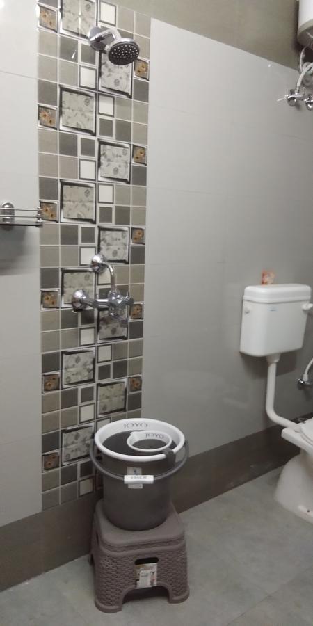 Ds Residency Varanasi-Prime Location-Parking 외부 사진